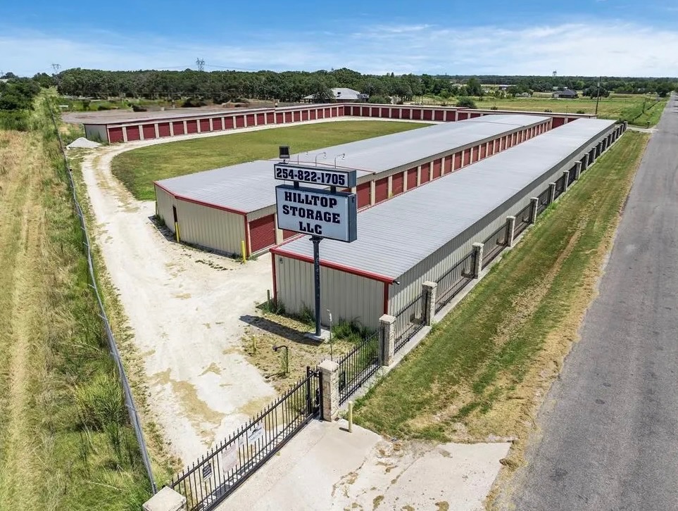 Oak Storage facility photo – oak storage ariel 2